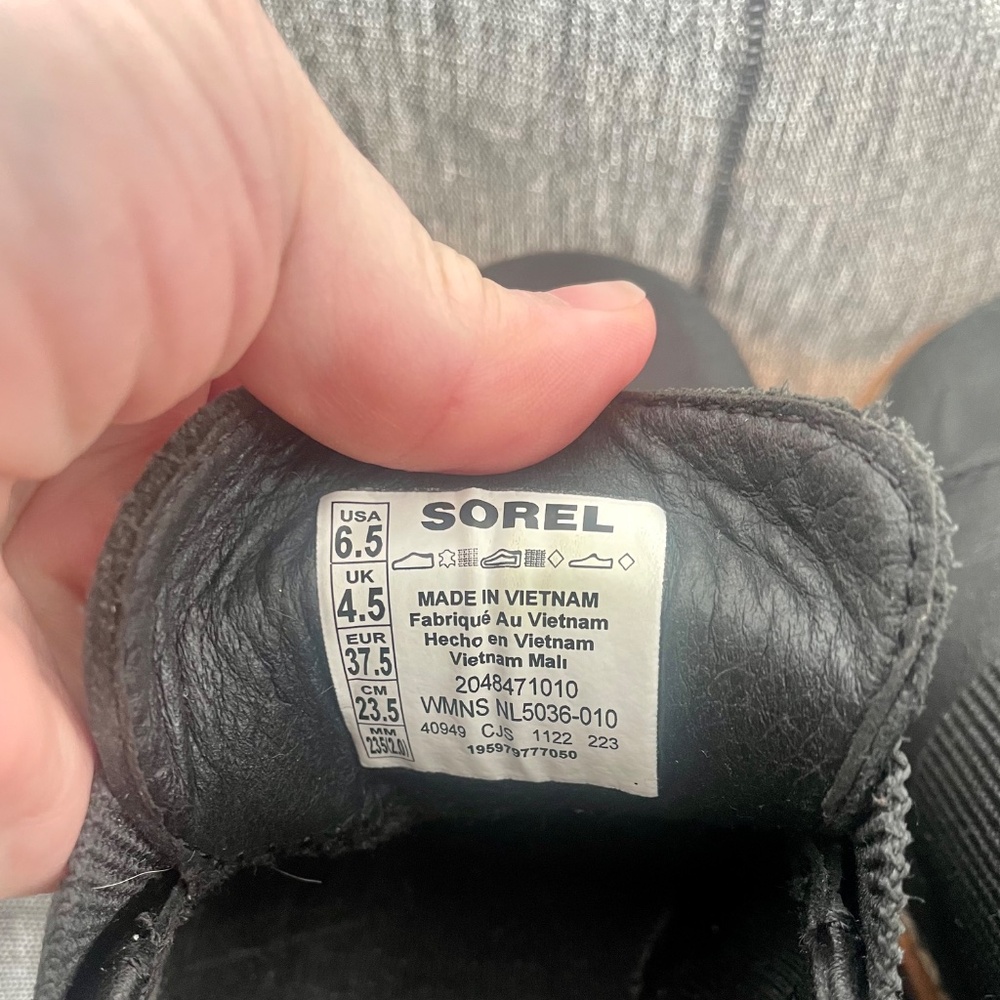 Sorel Joan Loafer in black - Picture 7 of 8